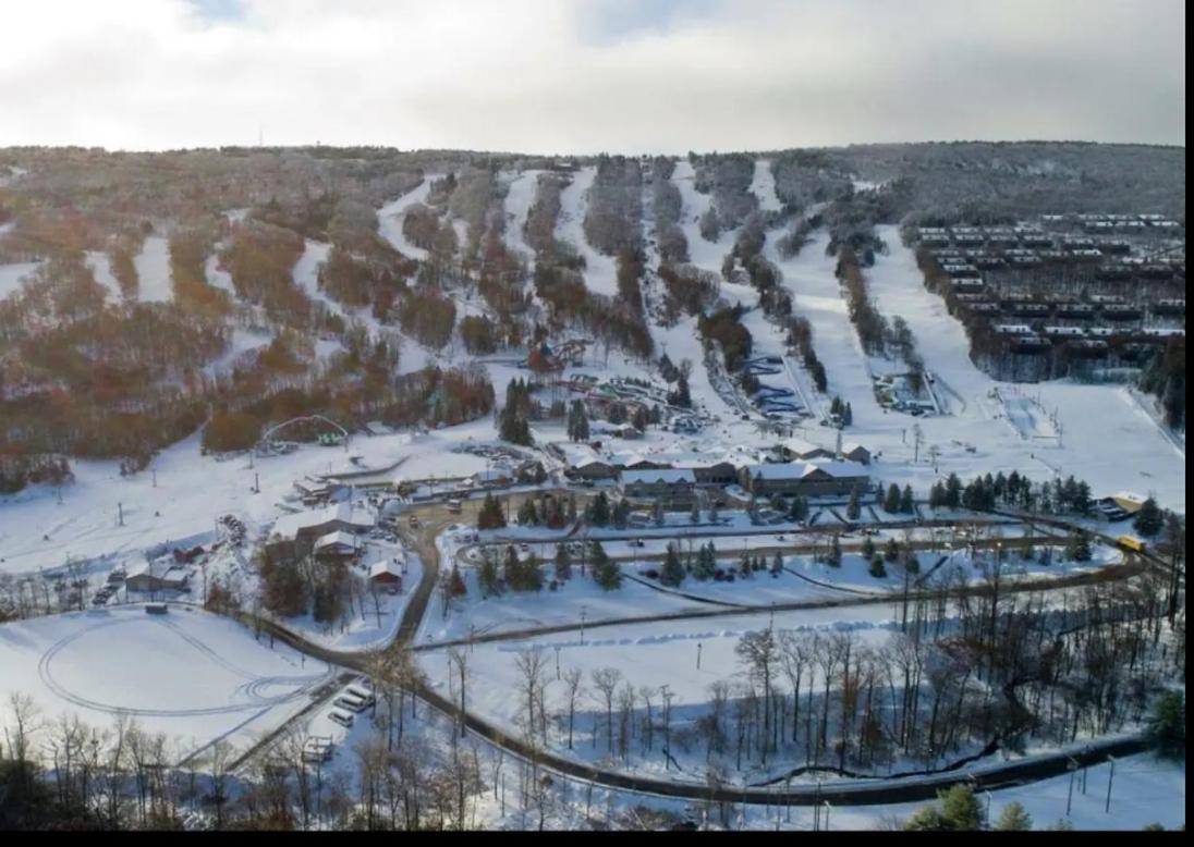 Aquatopia Waterpark-Pool-Tennis-Paintball- Zipline 127 Tannersville Luaran gambar